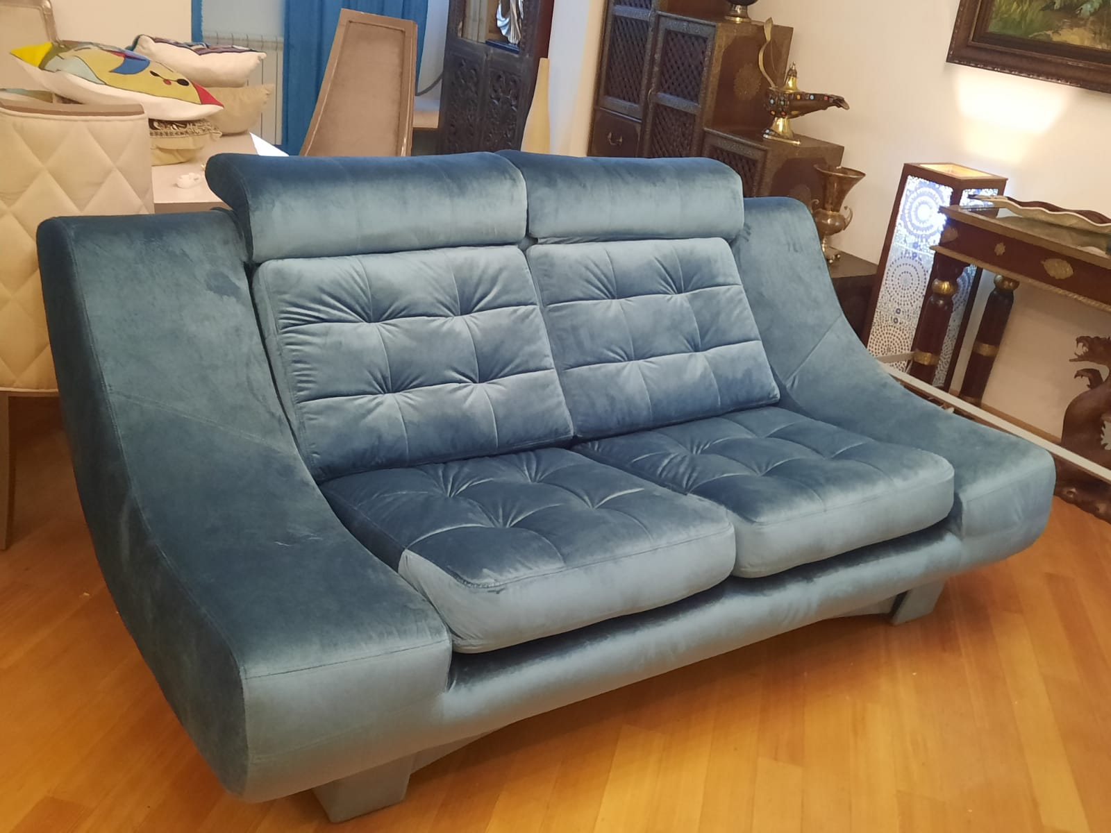 Обивка дивана на дому. Достоевская